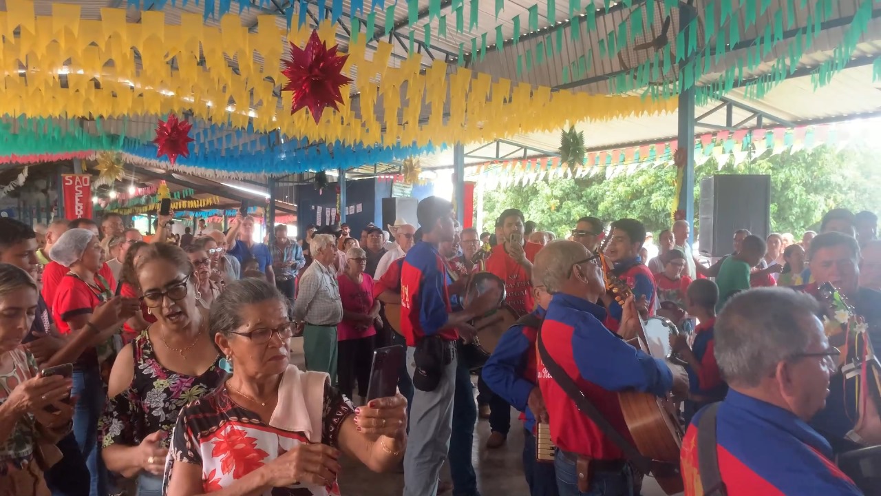 Centenas de devotos participam da Festa de São Sebastião todos os anos (Foto: Arquivo)