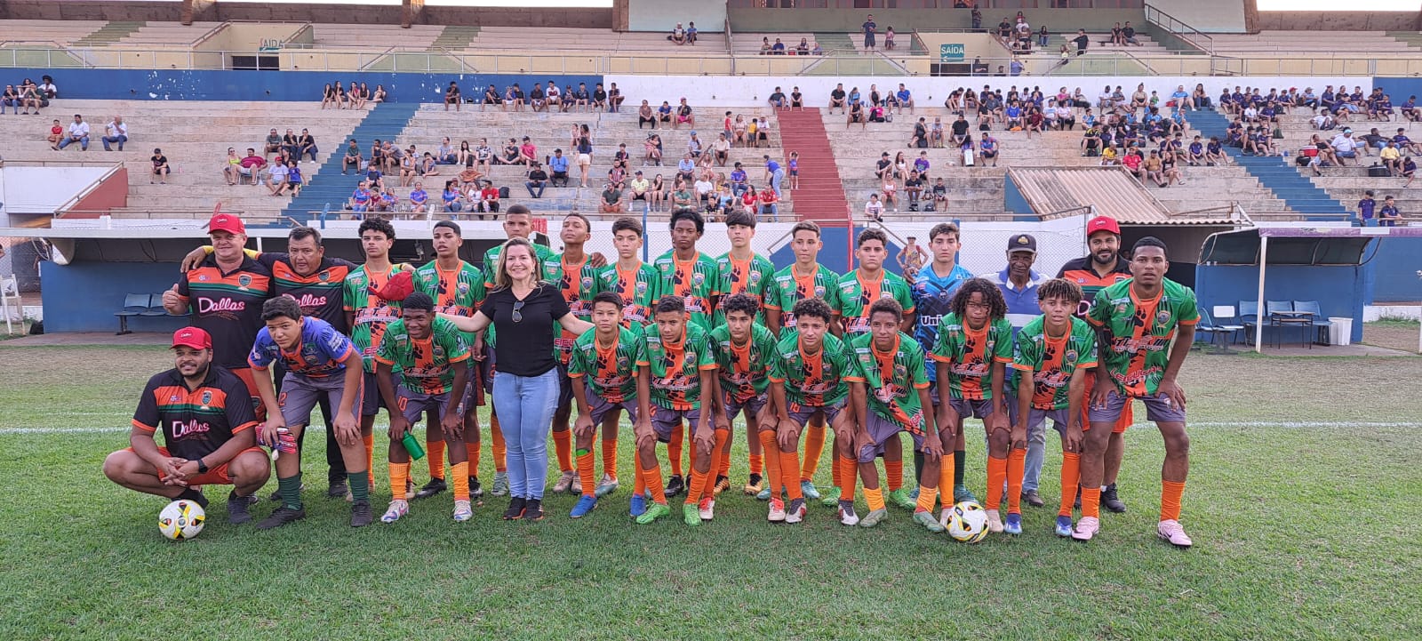 Incrito em cinco categorias do campeonato de futebol o time da cidade vive a indecisão se terá apoio do poder público