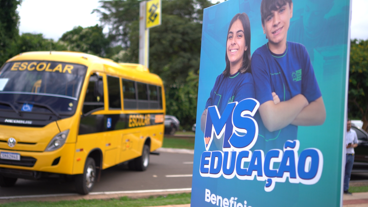 Governo de MS investe R$ 920 milhões na educação com reformas, tecnologia e novos ônibus escolares