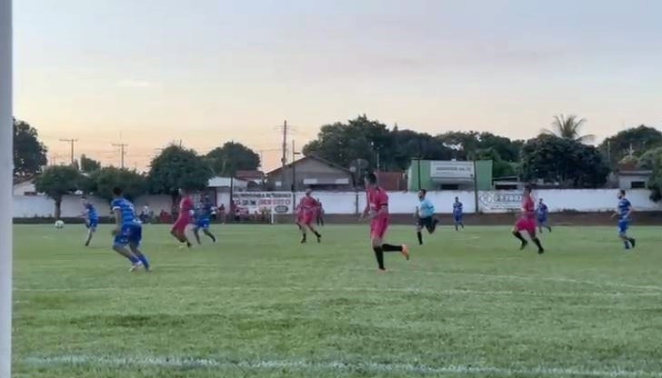 8 equipes disputam a Copa AVA de Futebol (Foto: Reprodução)