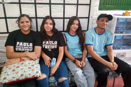 Maria Eduarda, Bianca, Sofia e Renzo: Pé-de-Meia tornou-se, para eles, meio para ampliar horizontes - Divulgação / Governo Federal