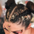 Brilho de Carnaval: Como Fazer um Cabelo Glamouroso com Gel e Glitter