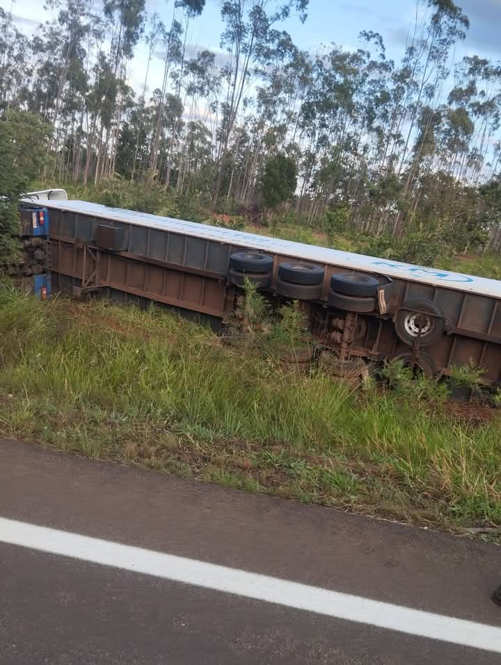 As causas do acidente não foram informadas