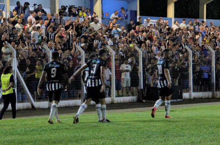 Estádio Jacques da Luz ficou lotado para o jogo entre Operário-MS e Criciúma- Foto: Divulgação/OFC