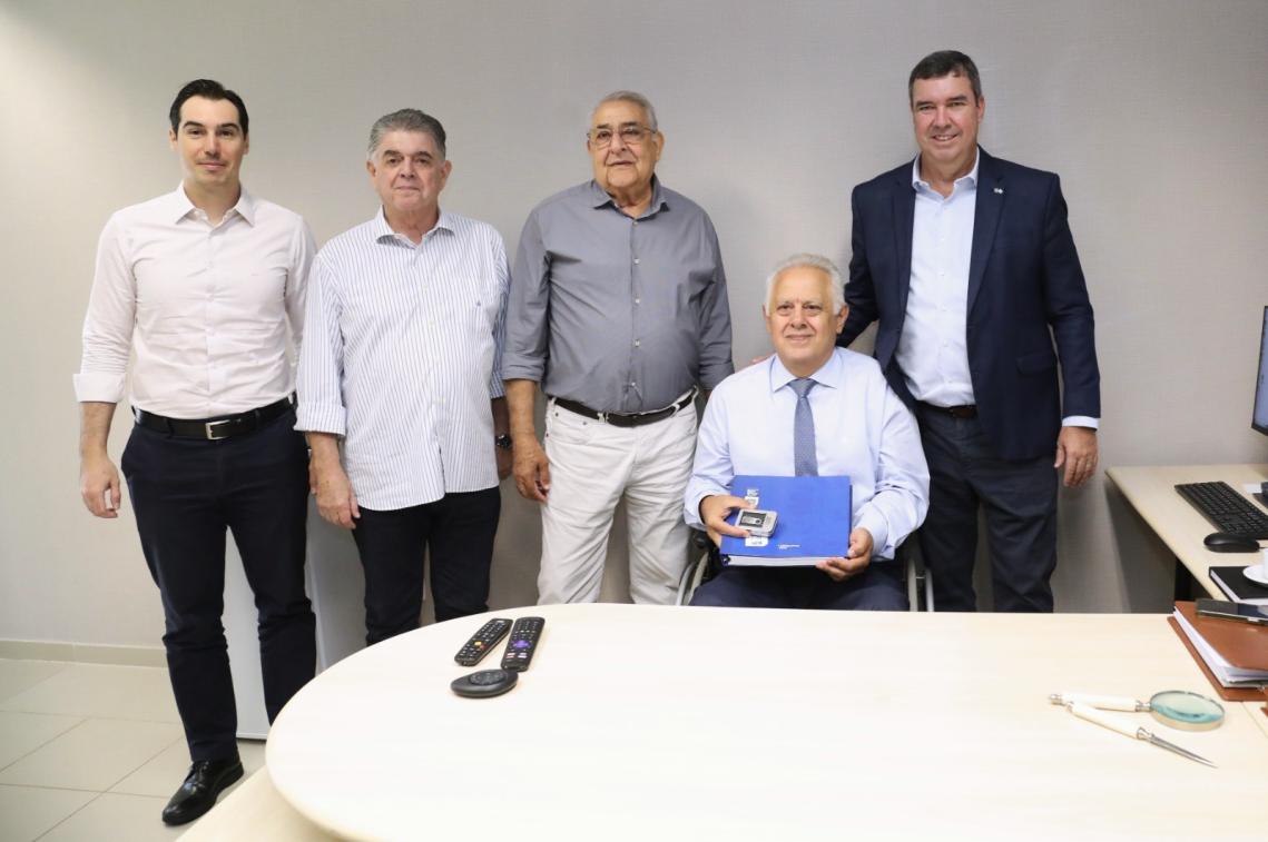 Encontro marca primeiro contato oficial entre governador e o novo presidente do TCE-MS | Foto: Divulgação/TCE-MS