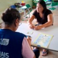 Os servidores irão de casa em casa, numa busca ativa por possíveis futuros beneficiários. Foto: Bruno Rezende/Secom