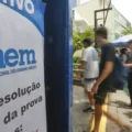 Participantes podem acessar a correção detalhada de suas redações via internet - Foto: Paulo Pinto/Agência Brasil