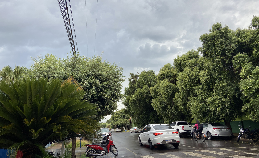 A terça-feira (11), amanheceu com chuva fraca em Três Lagoas. Foto: Israel Espindola/RCN67