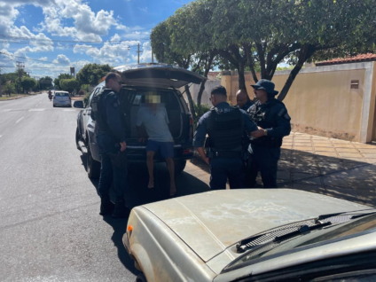 Motorista embriagado atropela duas jovens em bicicleta elétrica no bairro Santos Dumont