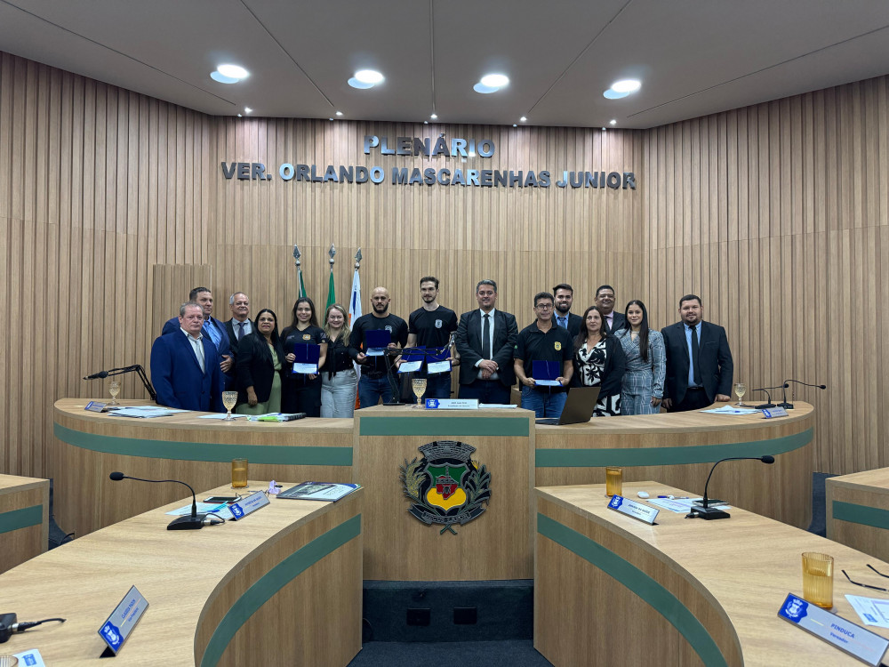 Policiais civis são homenageados pela rápida elucidação do caso (Foto: Sarah Protz/Assessoria)