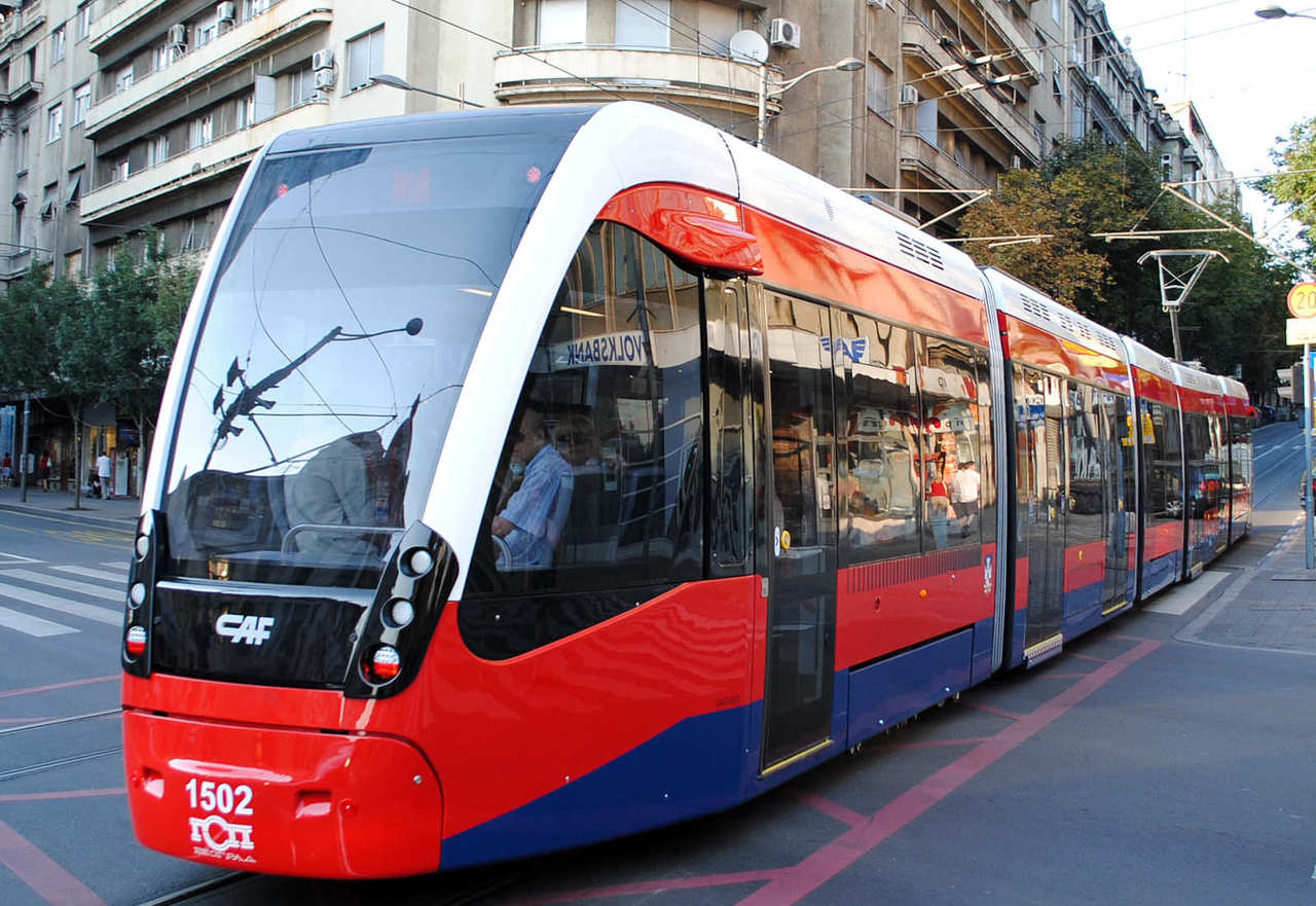 A capital da Sérvia tornou o transporte gratuito aos seus habitantes - Foto: Belgrade Card