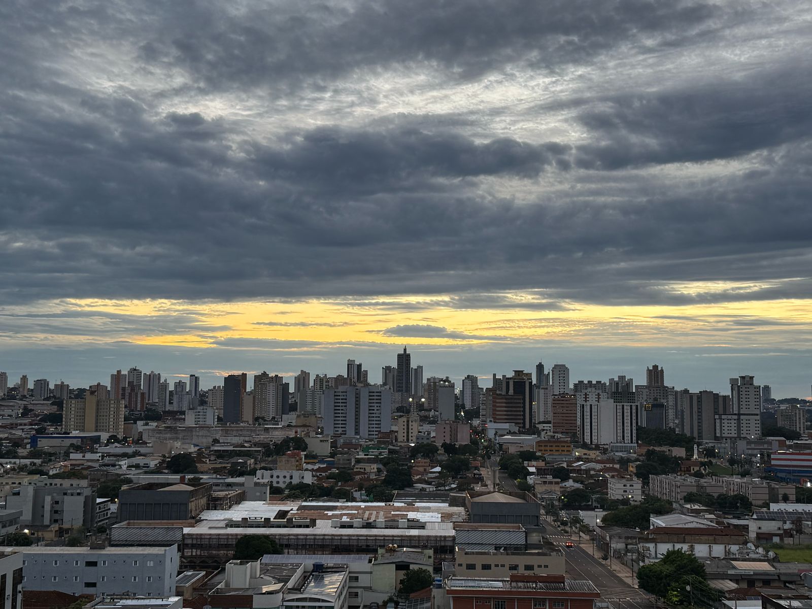 Grande parte dos municípios apresentam possibilidade de pancadas de chuva e trovoadas isoladas - Foto: Adriano Hany 