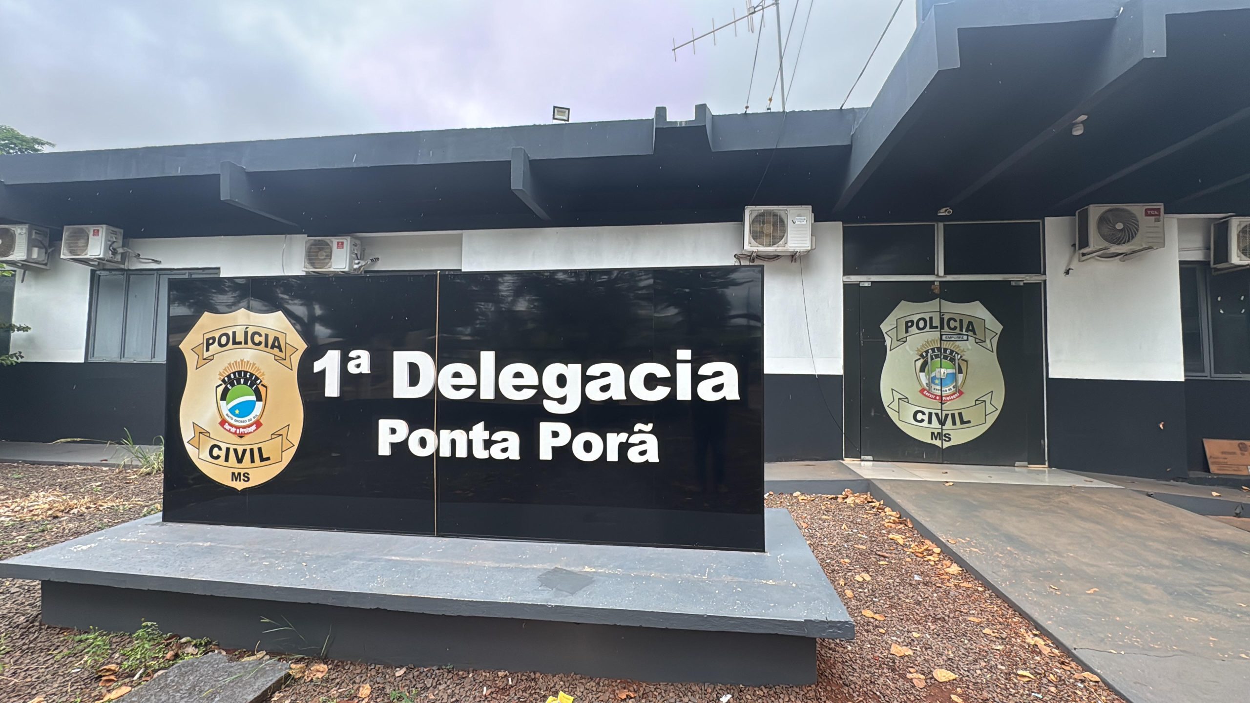 Homem preso por se passar por policial federal e aplicar golpes em mulheres em Ponta Porã.