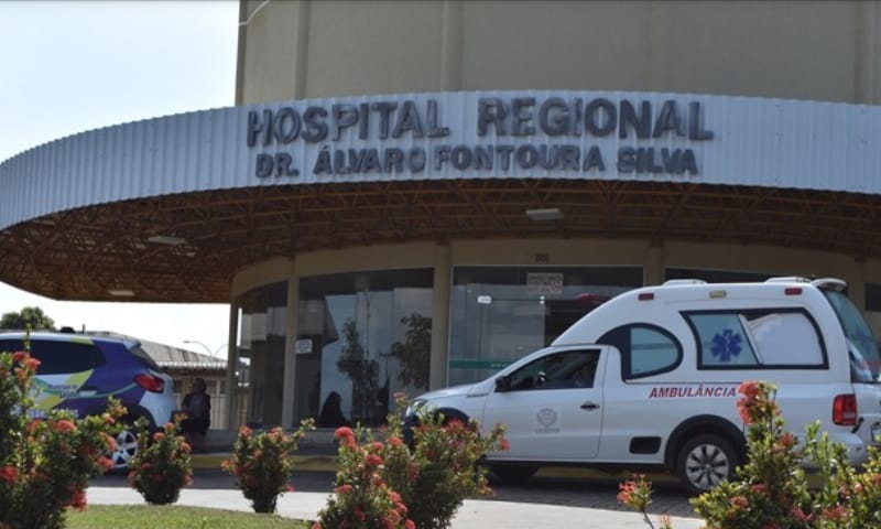 Hospital Regional Álvaro Fontoura Silva, em Coxim, pra onde o idoso foi levado após o incidente- Foto: Reprodução/Maikon Leal