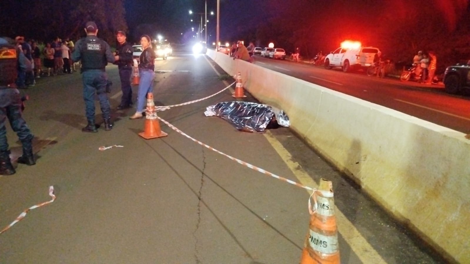 Jovem indígena tentava atravessar a rodovia, quando foi atropelado / Foto: Enviada à Redação RCN