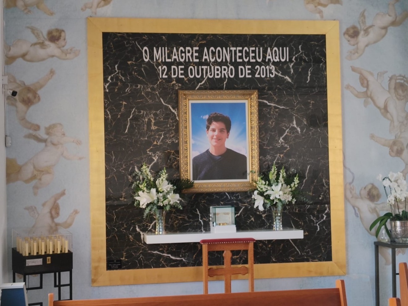 Carlo, conhecido como “influencer de Deus, dedicou a vida para realizar boas ações - Foto: Chris Reis