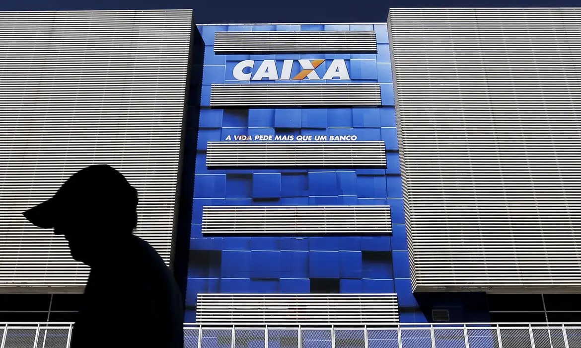 A Caixa Econômica Federal conclui nesta quarta-feira (30) o pagamento da parcela de abril do Bolsa Família. Foto: Reprodução/Agência Brasil