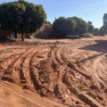 Moradores do Jardim das Violetas cobram falta de asfalto