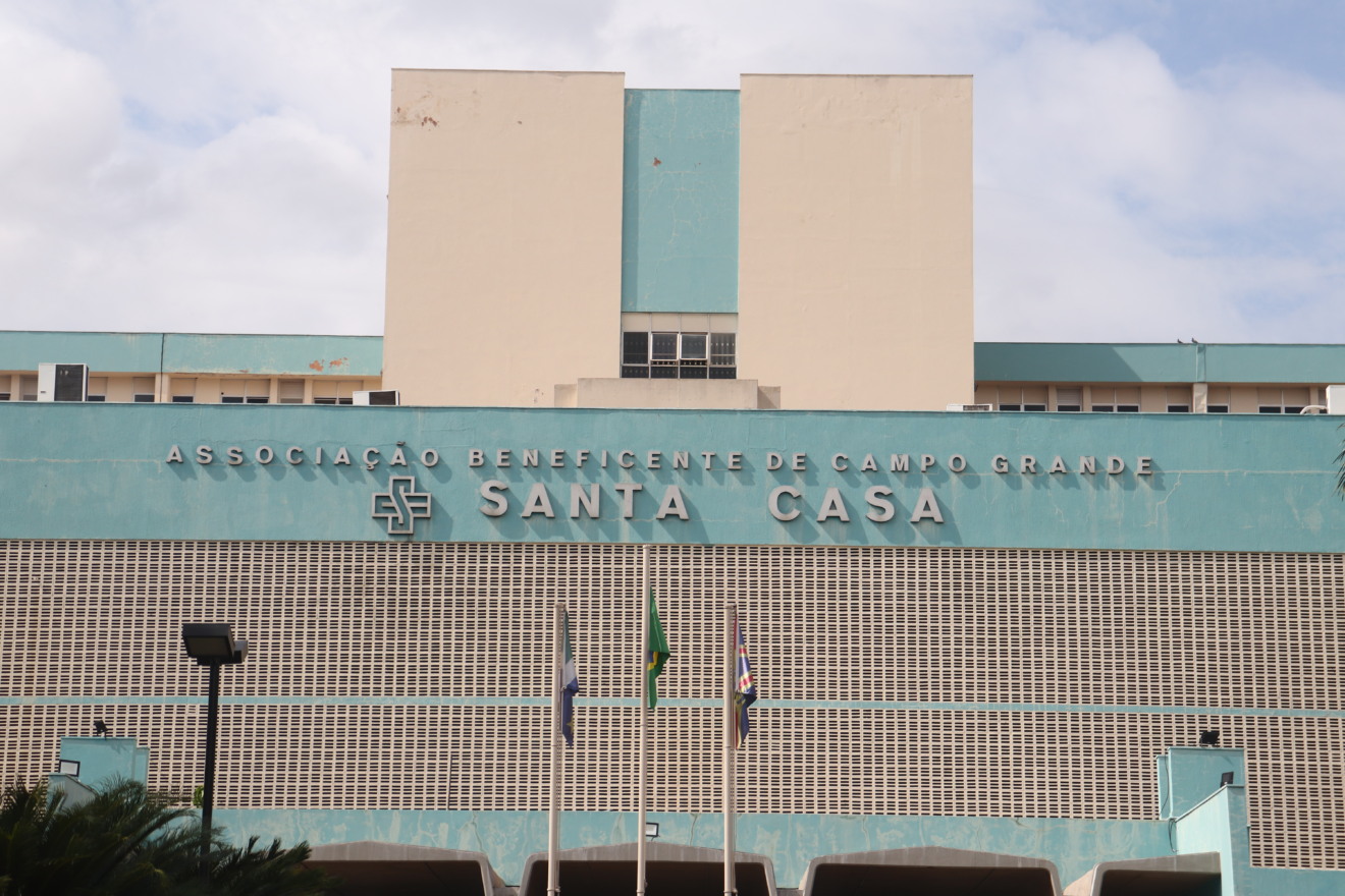 Hospital precisa arrecadar R$ 2 milhões para terminar obra em meio à superlotação e falta de recursos - Foto: Reprodução/Santa Casa de CG