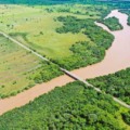 Rio Sucuriú no treço de Inocência MS