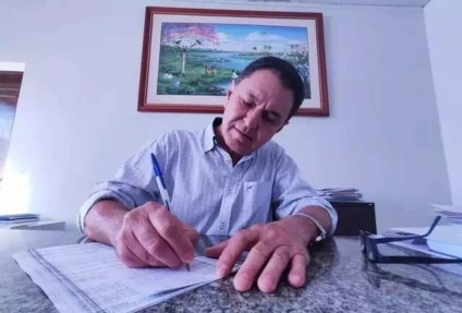 Ministros do TSE durante sessão que confirmou a inelegibilidade de Álvaro Urt