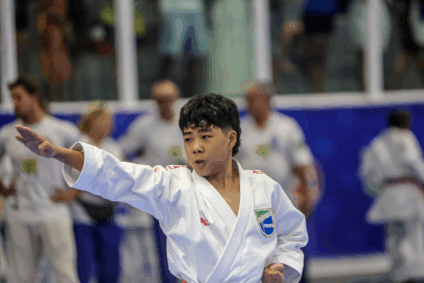 Karateca três-lagoense se prepara para o Pan-Americano Karateca três-lagoense se prepara para o Pan-Americano