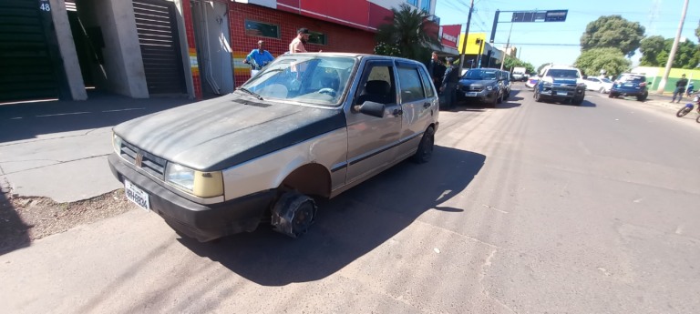 Ladrão furta carro e é preso em flagrante durante perseguição policial em avenida de Três Lagoas