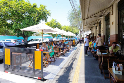 Parklets permitem que estabelecimentos ampliem sua capacidade de atendimento ao ar livre
Foto: divulgação