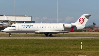 Avião da Paranair pousado em Pedro Juan Caballero após desvio por tempestade