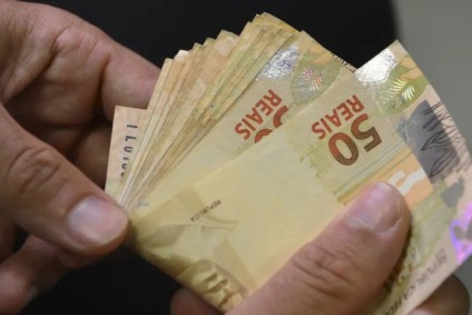Em 2022, o rendimento mensal real domiciliar per capita no estado era de R$ 1.952. Foto: Marcello Casal Jr/Agência Brasil