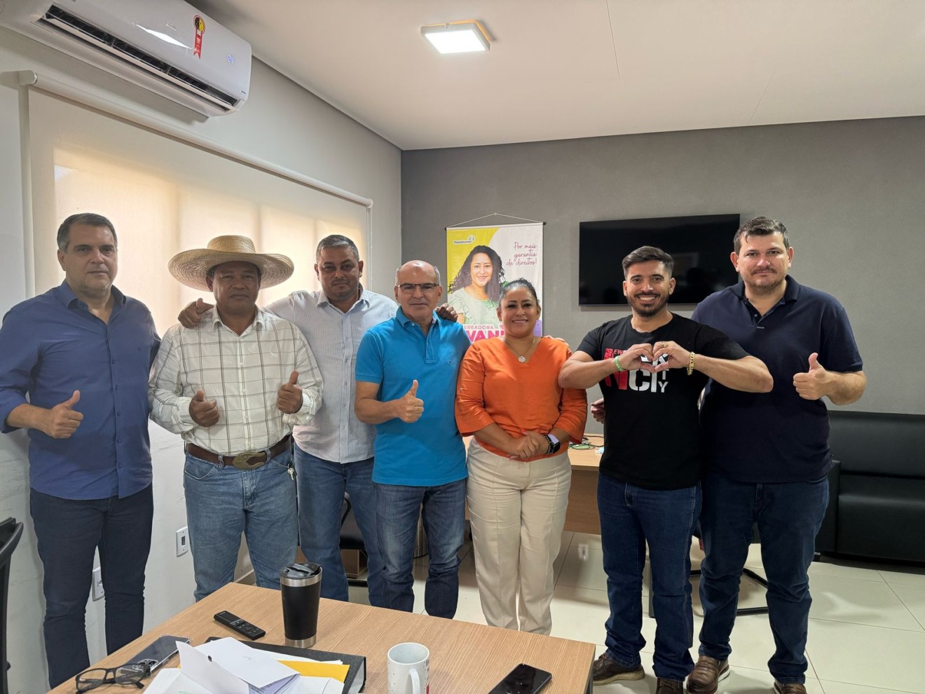 Grupo de vereadores lança manifesto por Legislativo independente