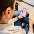 Mais de 2,7 mil pessoas já utilizaram a “Glória”, sistema automatizado que funciona via WhatsApp e oferece atendimento direto e gratuito - Foto: Divulgação/Detran-MS