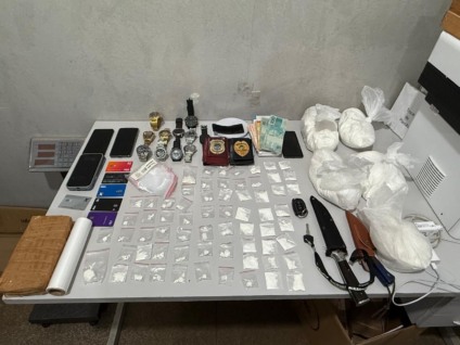 Quatro pessoas são presas e 15 kg de drogas apreendidos durante operação em Três Lagoas