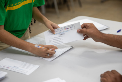 Eleições do Parlamento Jovem começam em Três Lagoas com participação de mais de 5 mil estudantes