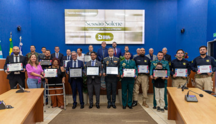 Câmara homenageia autoridades da segurança pública com título de cidadão três-Lagoense