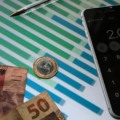 Governo amplia isenção do Imposto de Renda