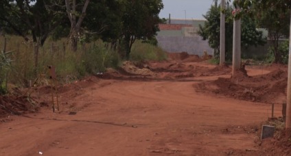 Avançam licitações para pavimentação de bairros e avenida em Três Lagoas