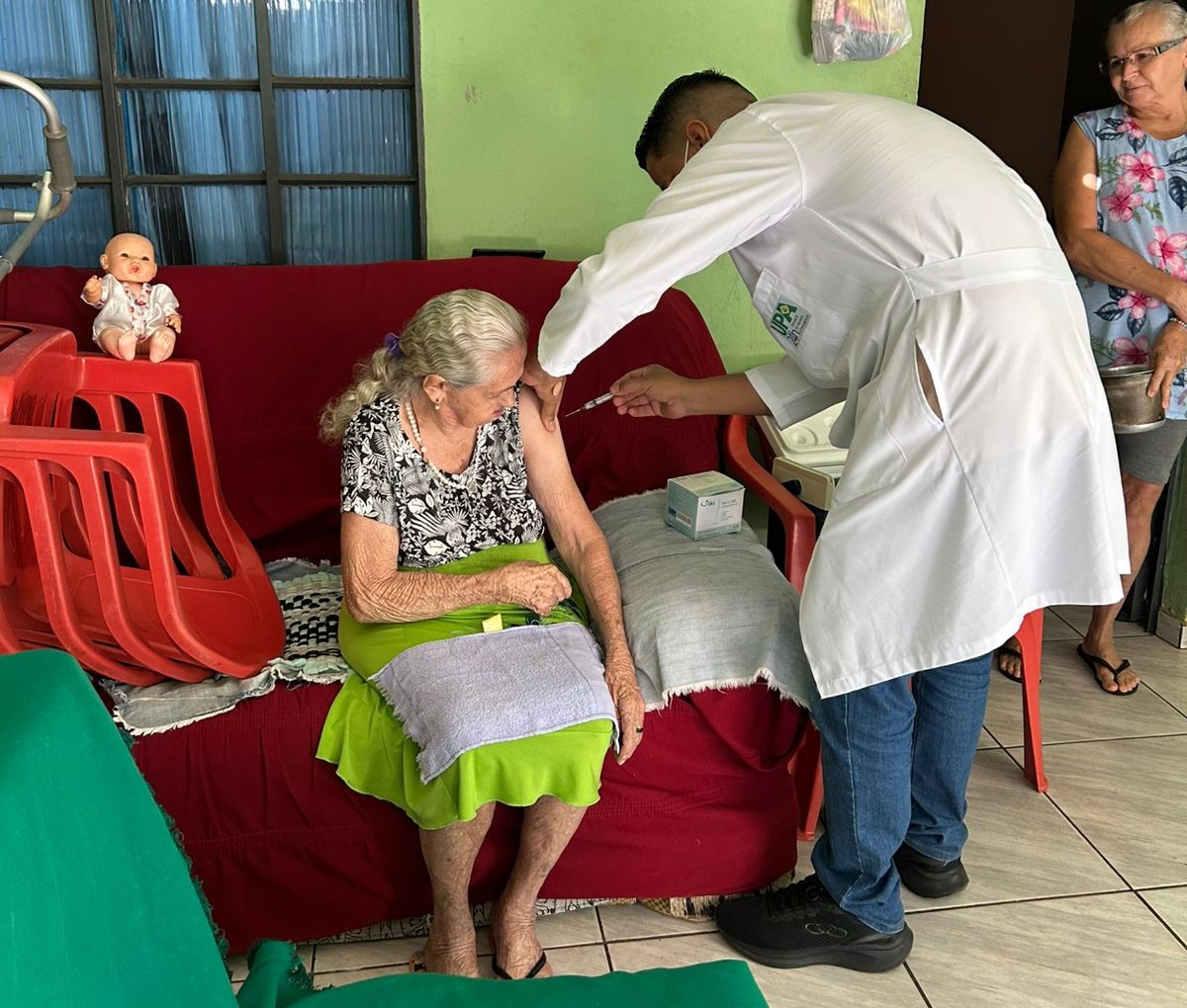 Ação tem como foco pacientes que não conseguem se deslocar até as unidades de saúde - Foto: Reprodução/ Sesau