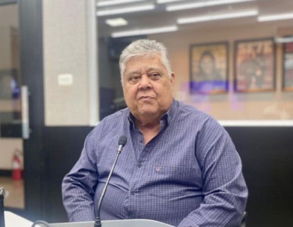 Diretor do Lar dos Idosos fala sobre campanha para arrecadação de fraldas Diretor do Lar dos Idosos fala sobre campanha para arrecadação de fraldas