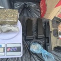 Mais duas caixas de cigarros contrabandeados do Paraguai foram encontradas dentro do imóvel - Foto: Polícia Civil