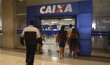 Trabalhadores nascidos em maio e junho já podem sacar o abono salarial a partir desta quinta-feira
