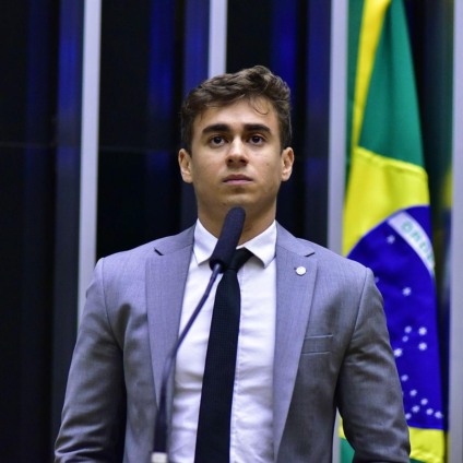Com milhões de seguidores nas redes sociais e forte presença no cenário nacional,  Nikolas Ferreira realiza nesta sexta (16), às 10h,  a palestra “A Importância da Comunicação”, na Expoagro 2025. (Foto: Divulgação)