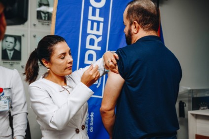 Vacina será oferecida em seis locais diferentes - Foto: Reprodução/ Sesau