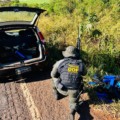 Veículo abandonado foi encontrado com parte da droga - Foto: Divulgação/DOF