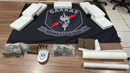 A CNH de um dos suspeitos foi encontrada dentro do veícuilo usado pela dupla, reforçando o envolvimento com o crime - Foto: Polícia Civil