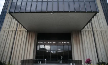 Ata cita desorganização nas contas públicas e crescimento de incertezas como entraves à convergência da inflação à meta - Foto:  Marcello Casal Jr/Agência Brasil