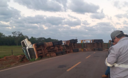 O acidente aconteceu no  início da manhã no km8 da MS-377
