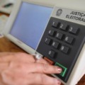 Pesquisa aponta Riedel reeleito em ampla vantagem em MS