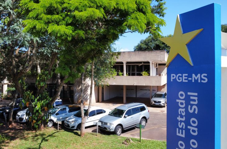 fachada do Detran-MS com destaque institucional
