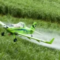 Relatório critica pulverização aérea e falta de fiscalização - Foto: Divulgação/Cenipa